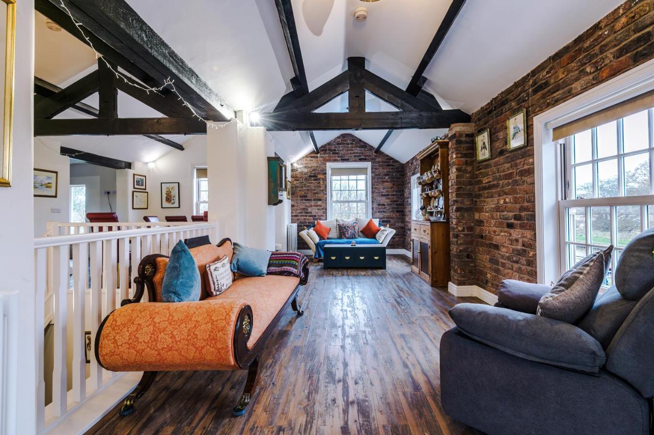 Belvedere House - Serene Countryside Escape - 4 Bedrooms Sleeps 8 Sandbach Exteriör bild